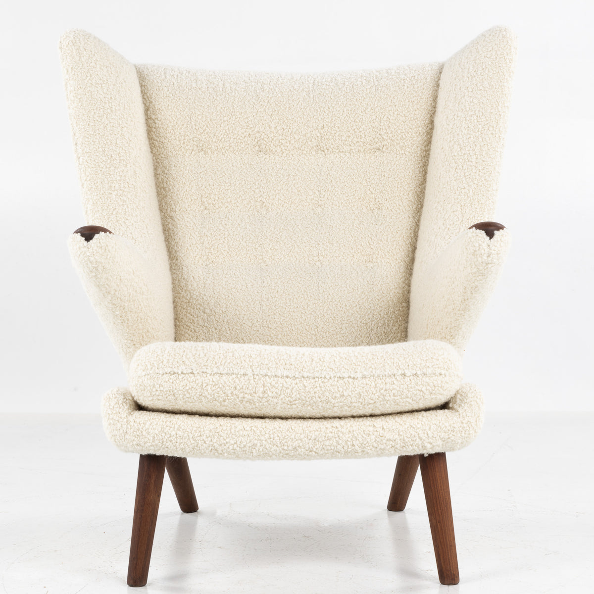 AP 19 - Papa Bear Chair in new textile