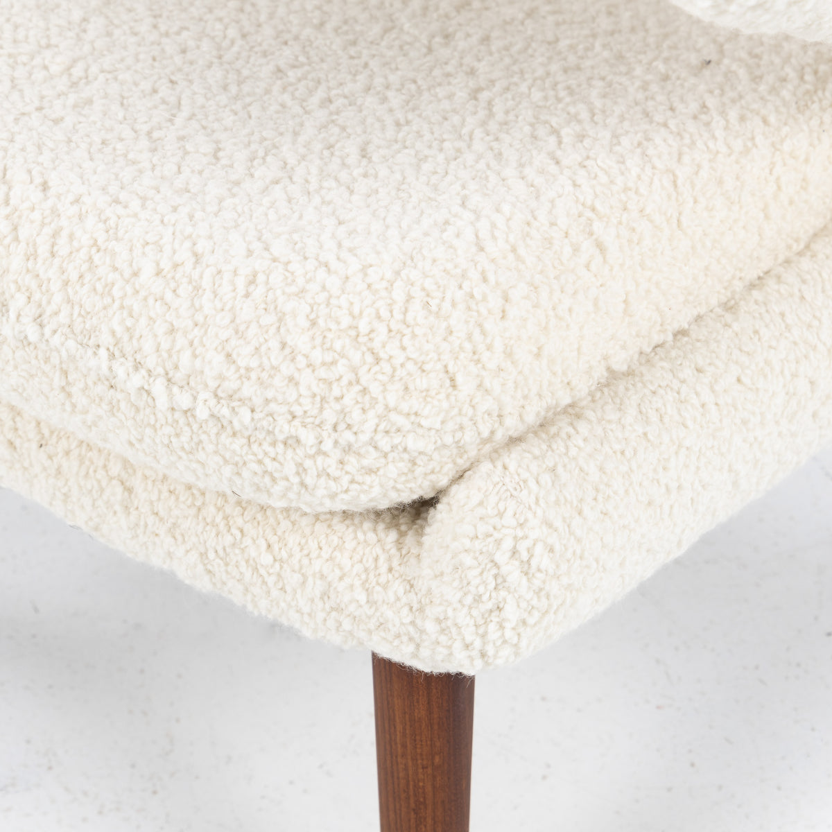 AP 19 - Papa Bear Chair in new textile