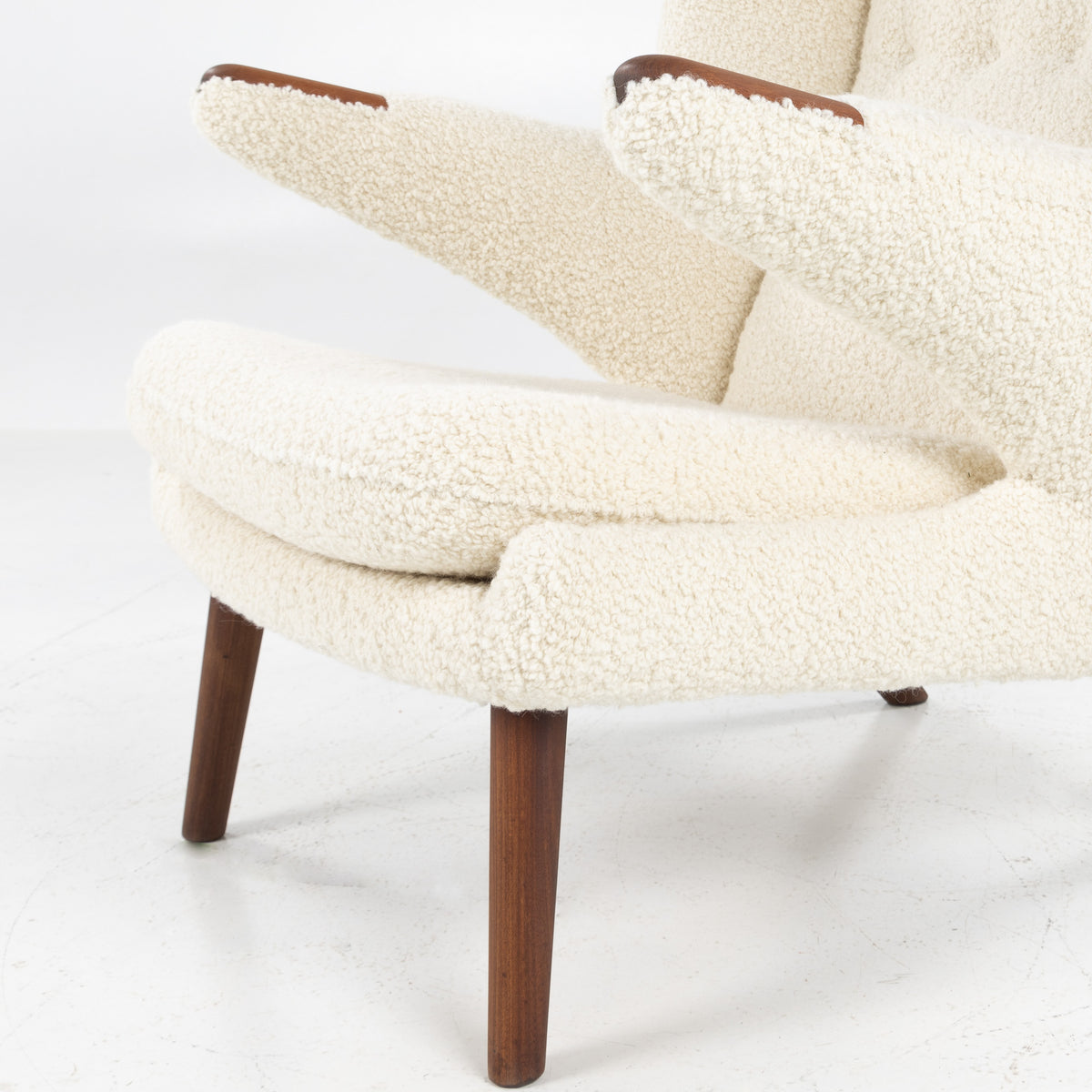 AP 19 - Papa Bear Chair in new textile