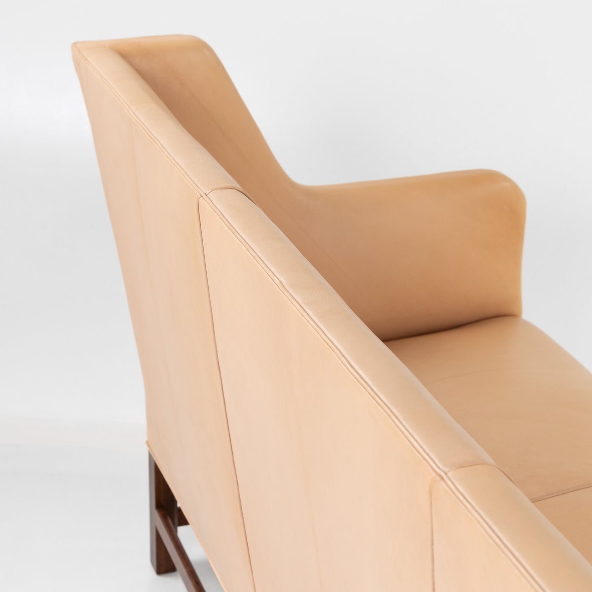 KK 5011 - 3 seater sofa in niger leather