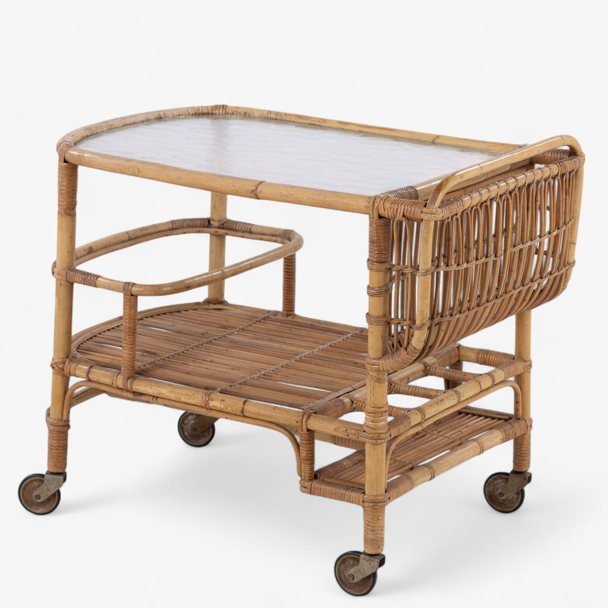 Serving table in bamboo