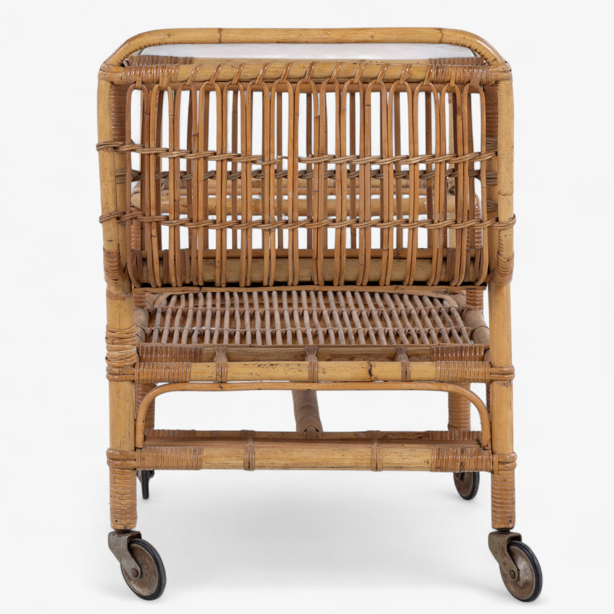 Serving table in bamboo