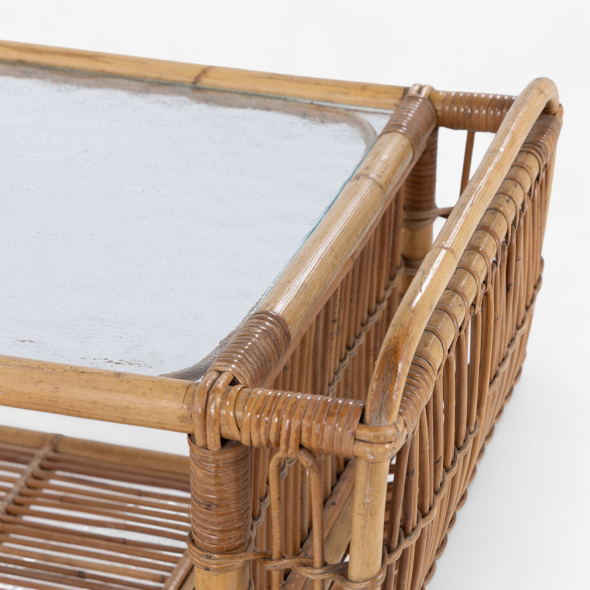 Serving table in bamboo