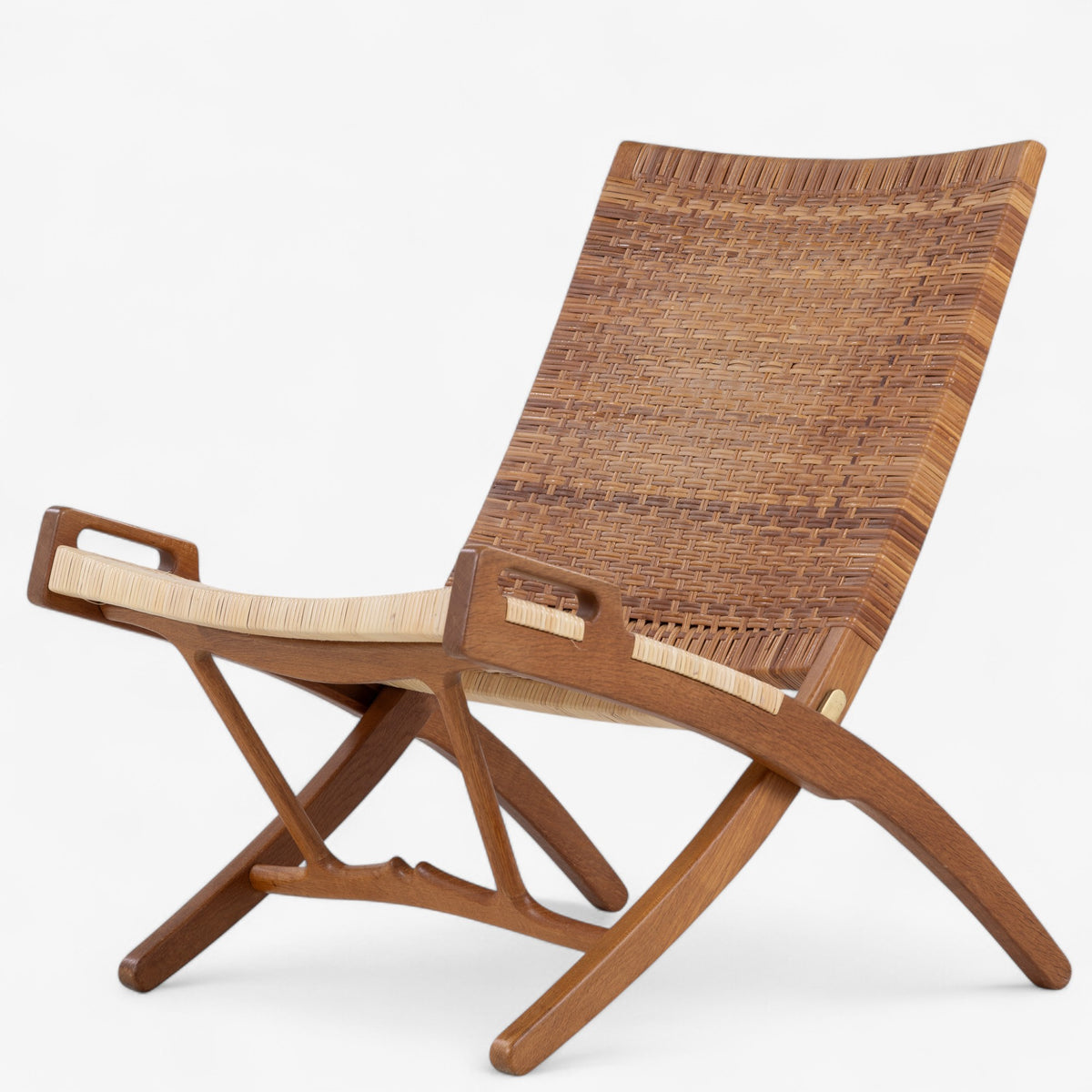 JH 512 - Fireplace Chair in oak