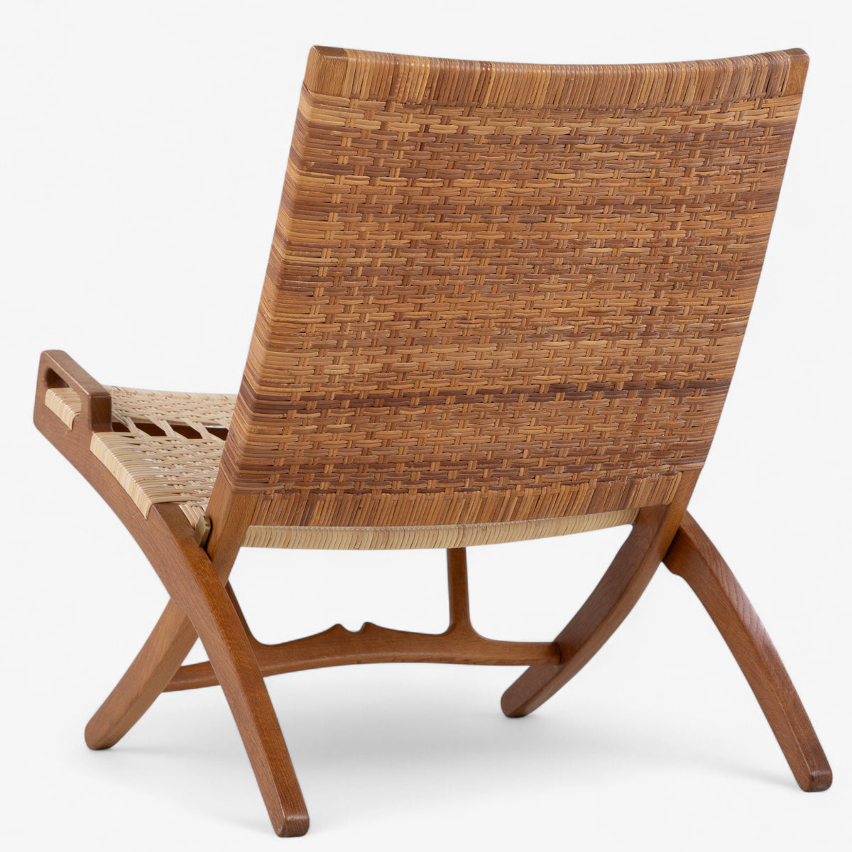 JH 512 - Fireplace Chair in oak