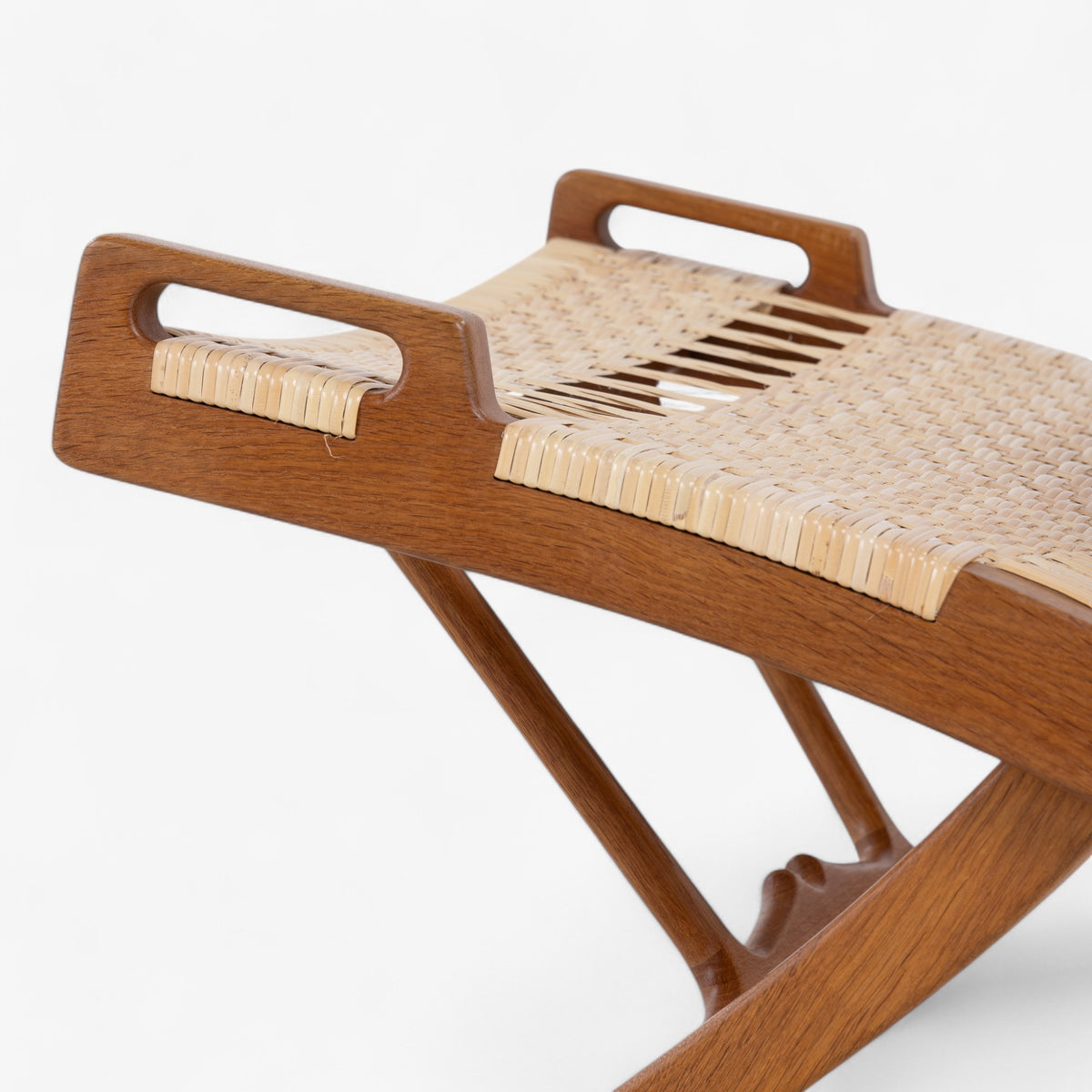 JH 512 - Fireplace Chair in oak