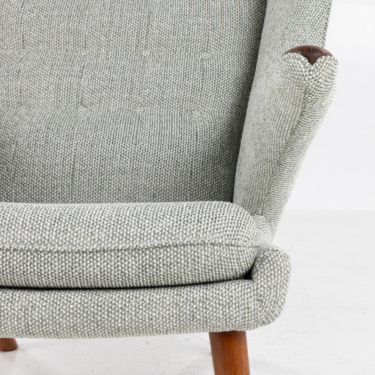 AP 19 - Papa Bear Chair in new textile