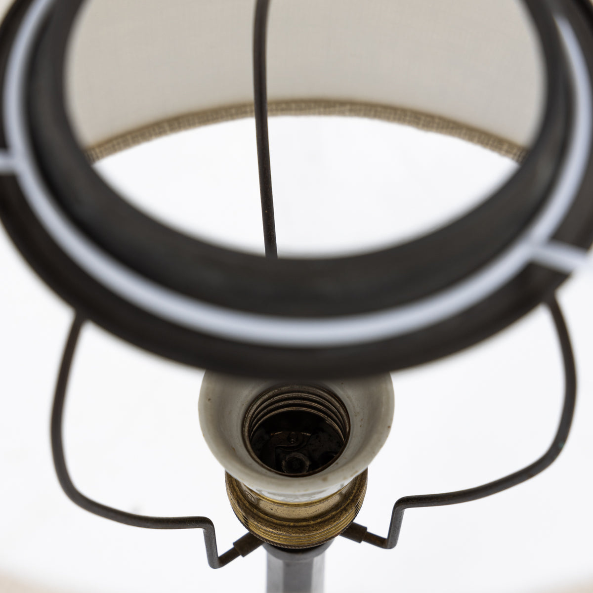 Table lamp in discometal