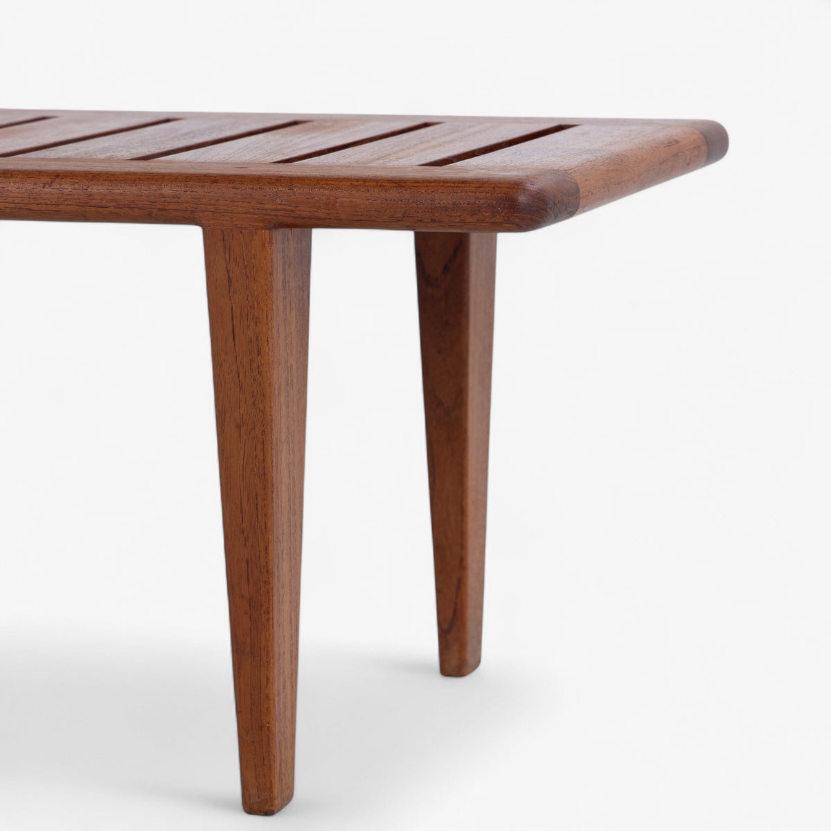 JH 574 - Bench in solid teak