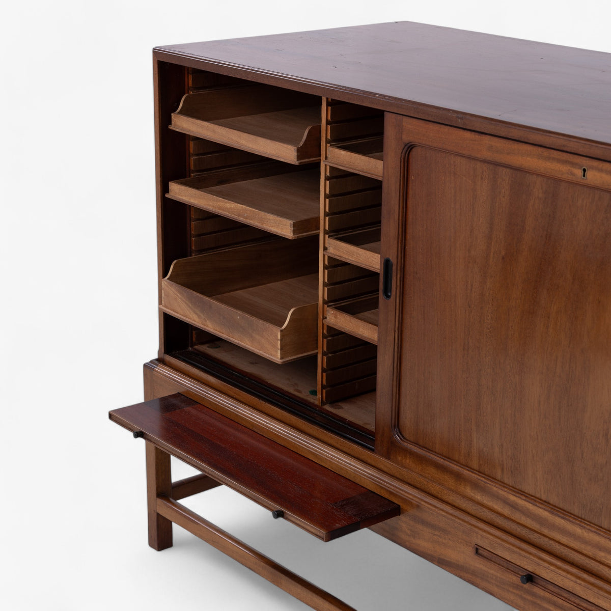 KK 4122 - Sideboard in Cuba mahogany