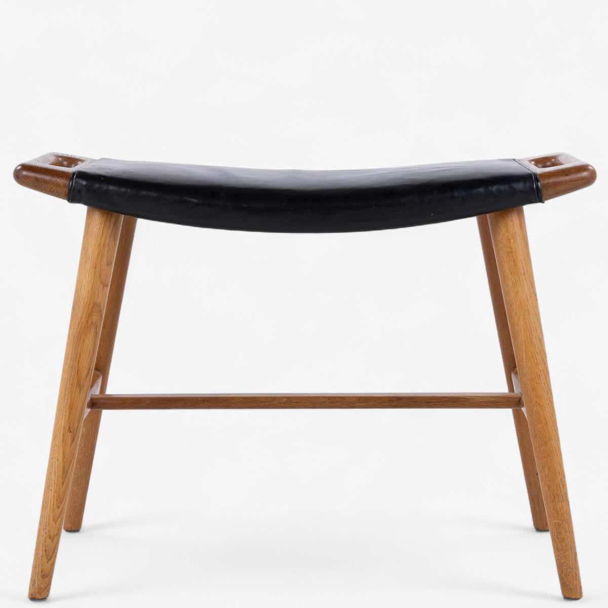AP 30 - Piano stool in oak