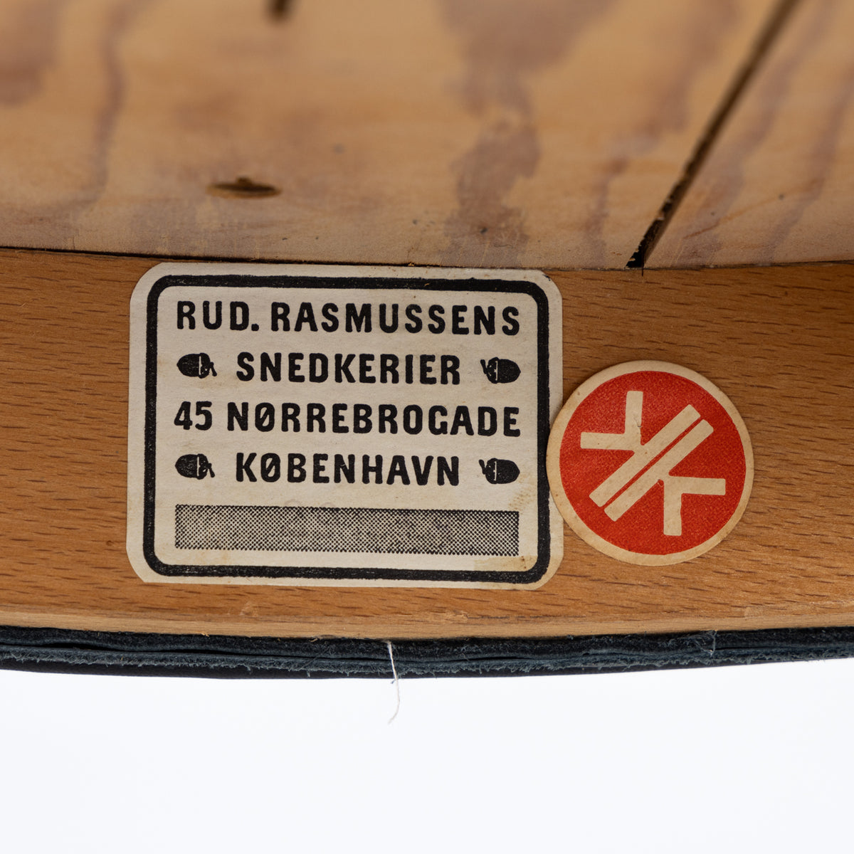 KK 3949 - Set of 6 'Red Chairs'
