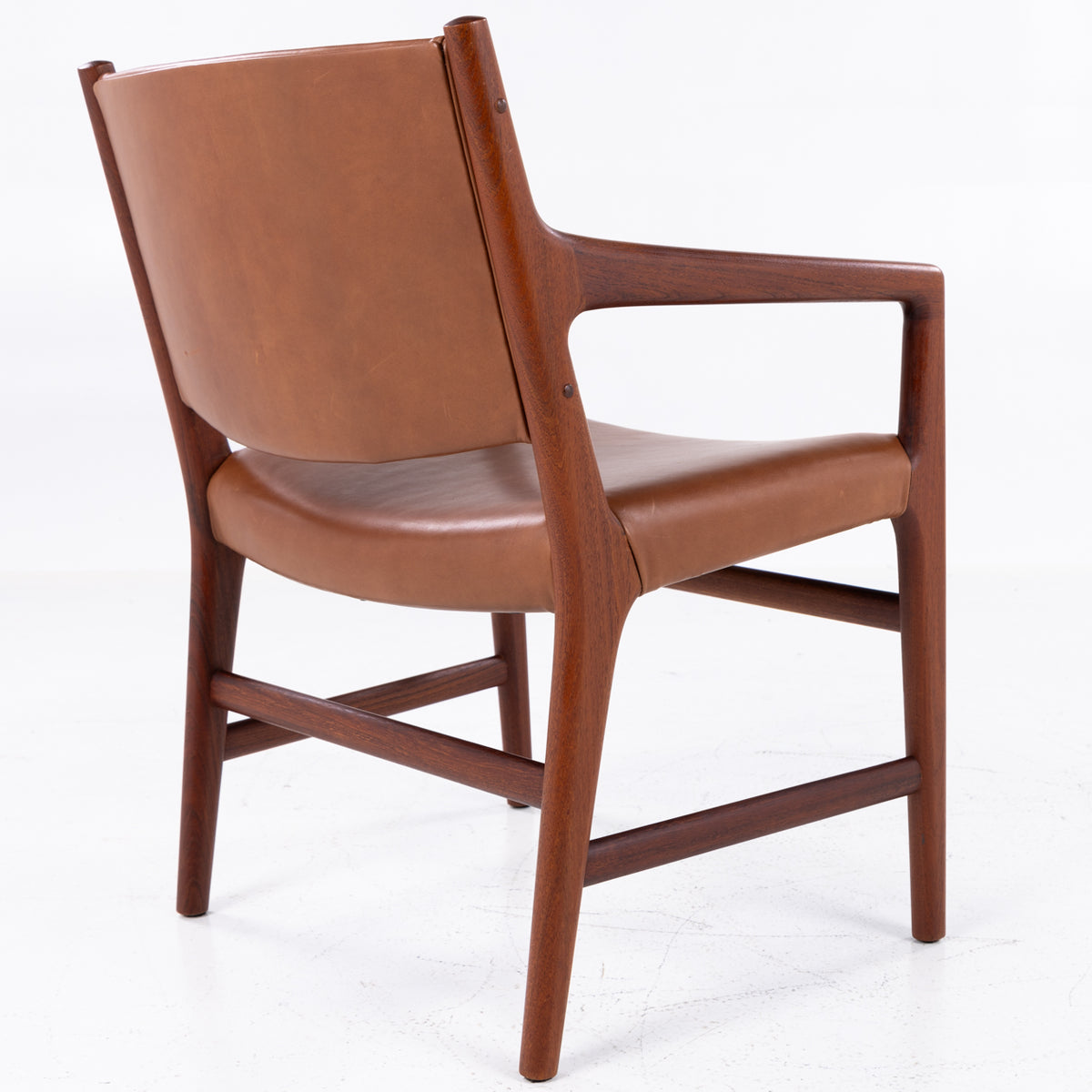 JH 507 - Armstol i teak