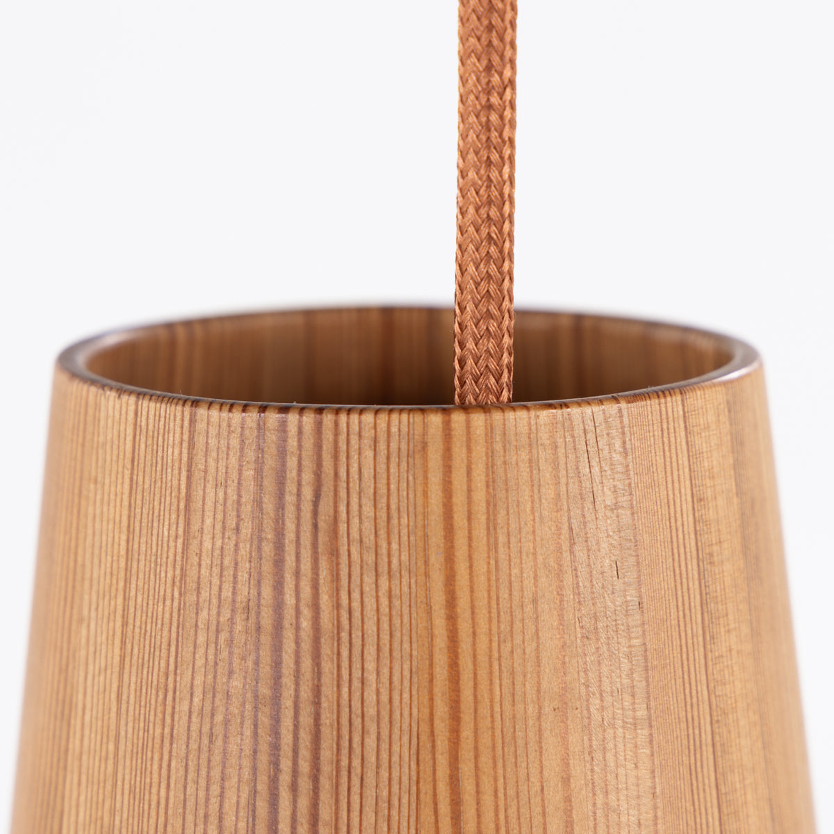 Pendant in pine