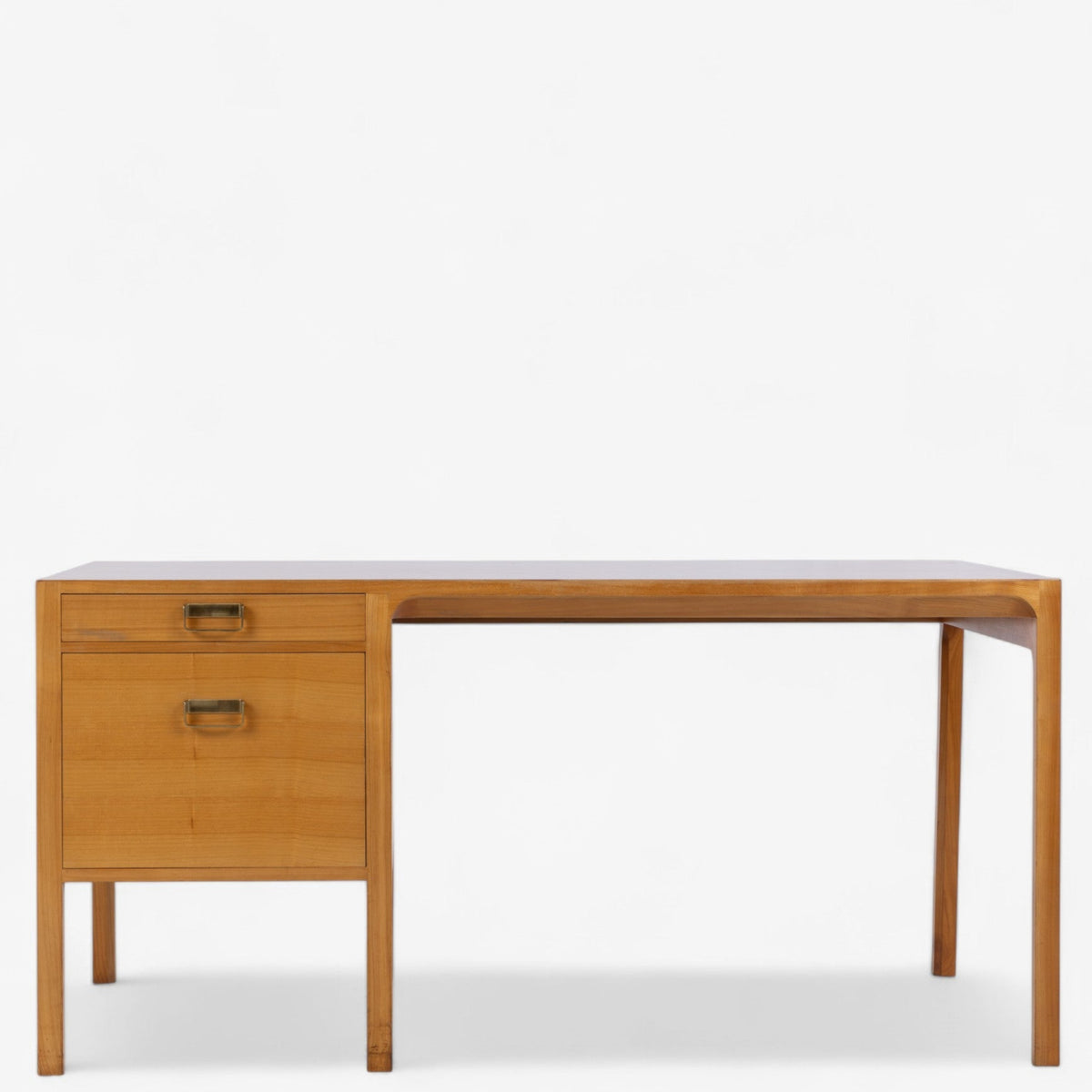 Desk in elm
