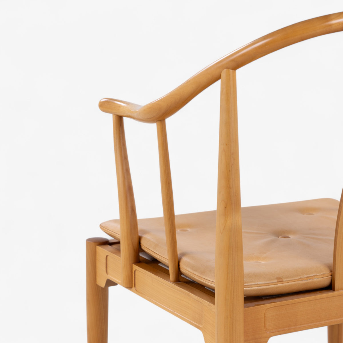 FH 4283 - China Chair in cherry