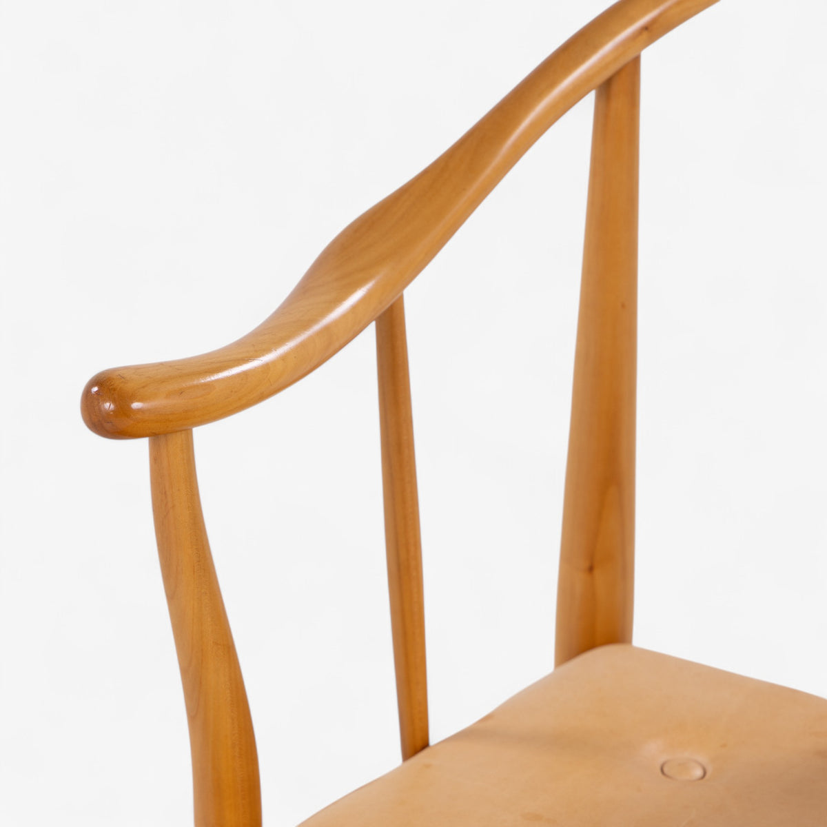 FH 4283 - China Chair in cherry