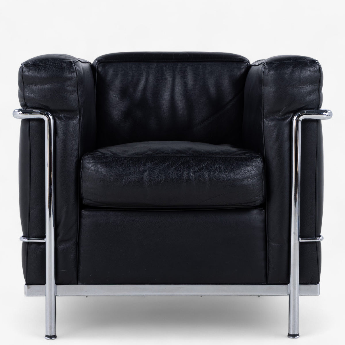 LC 2 - Easy chair in original black leather