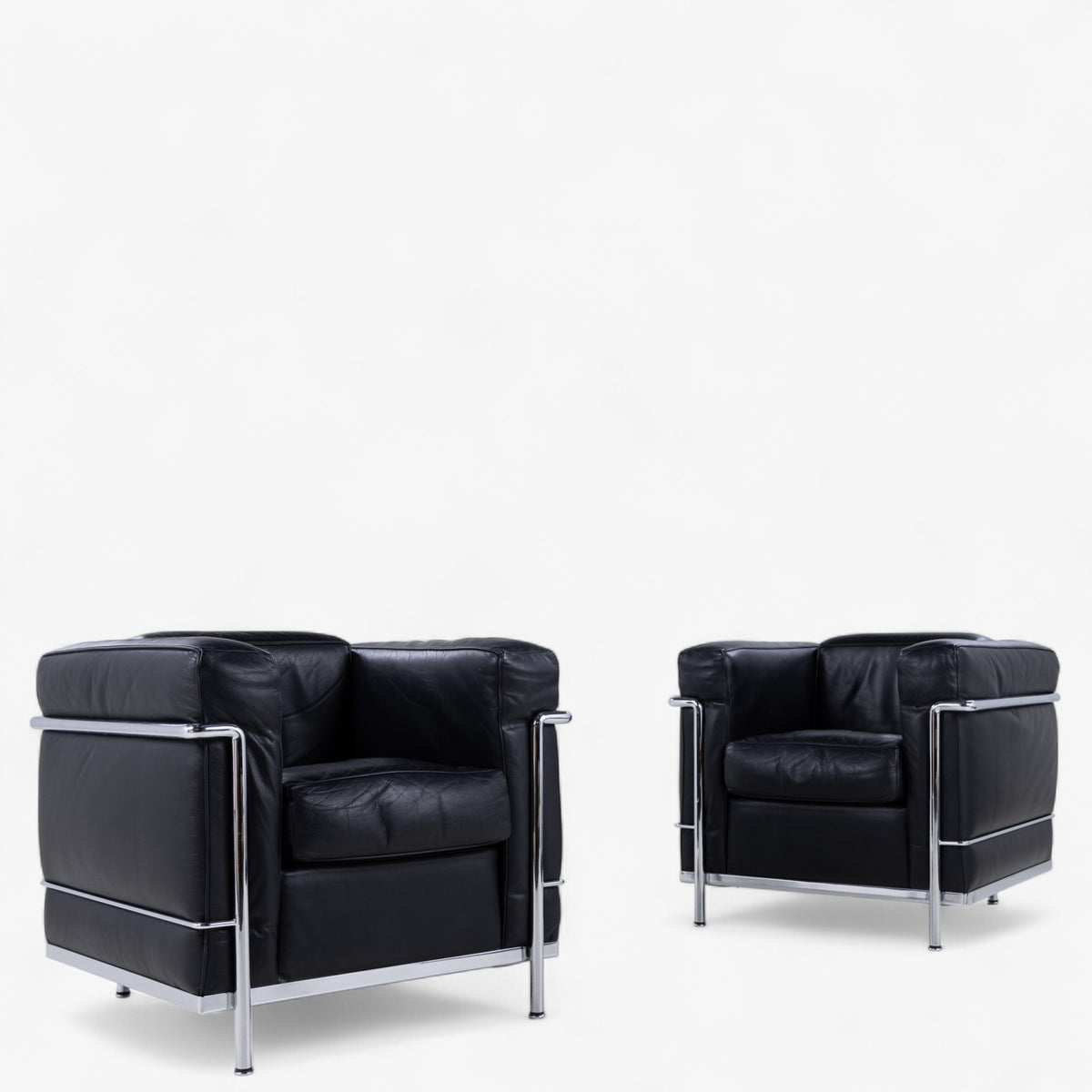 LC 2 - Easy chair in original black leather
