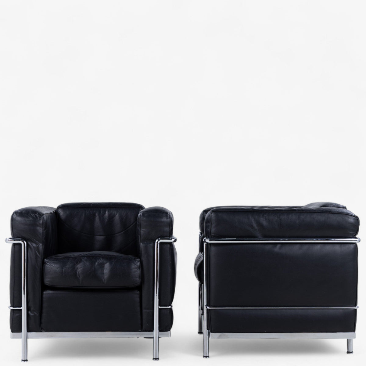 LC 2 - Easy chair in original black leather