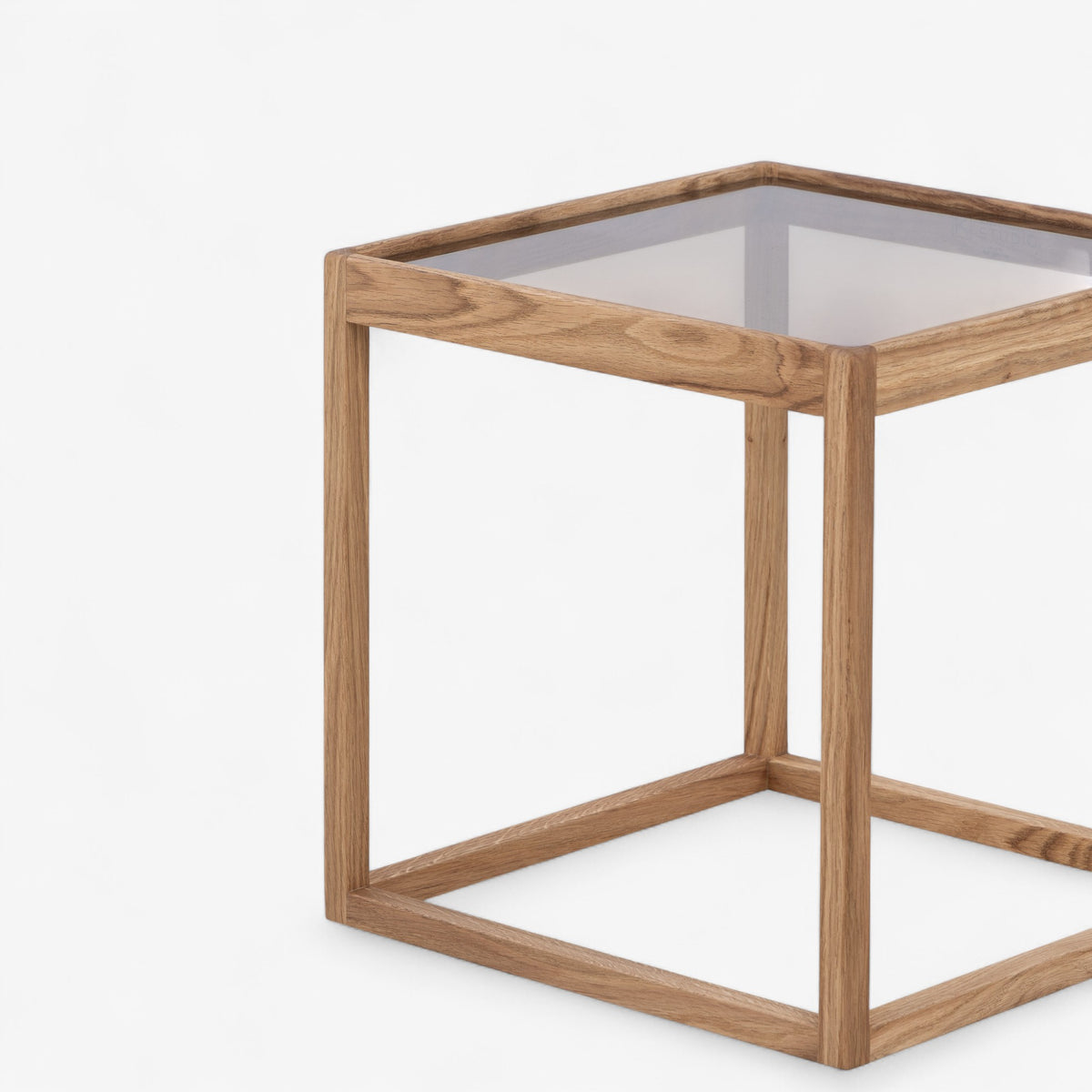 Cube table in oiled oak