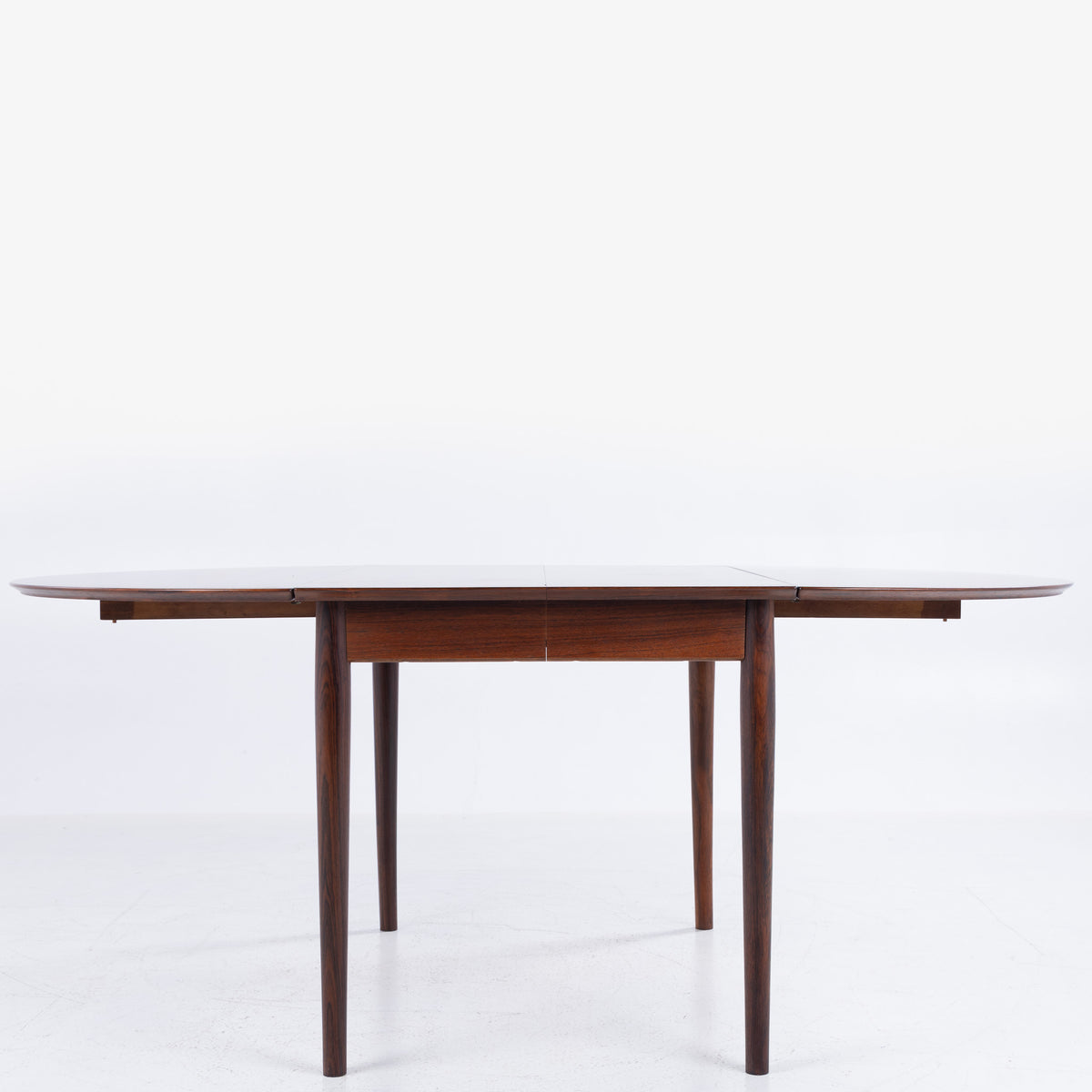 Model 227 - Dining table in rosewood