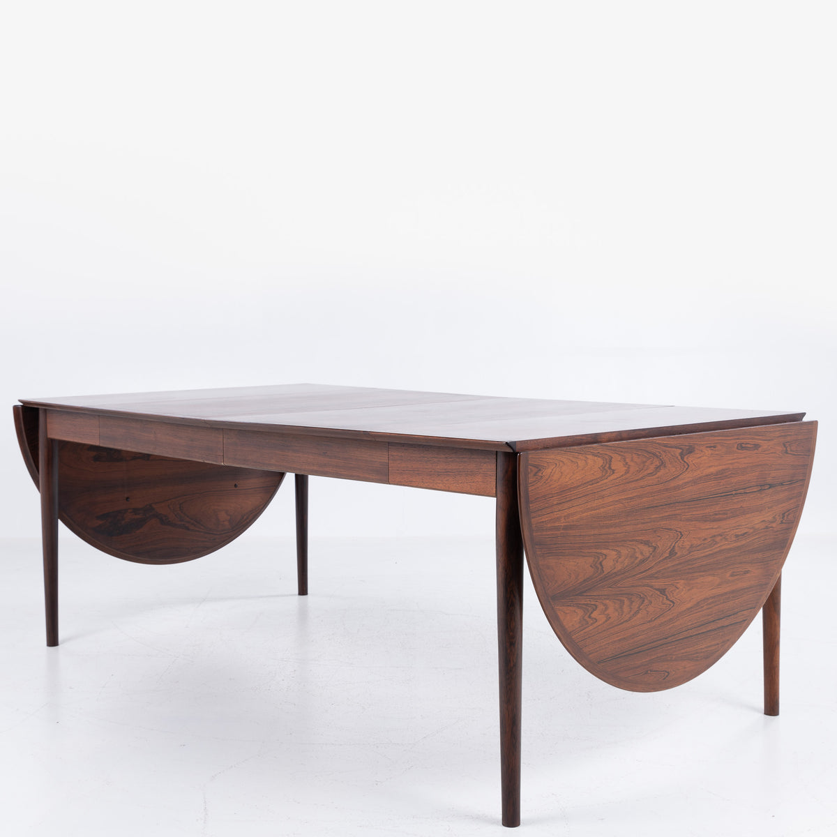 Model 227 - Dining table in rosewood