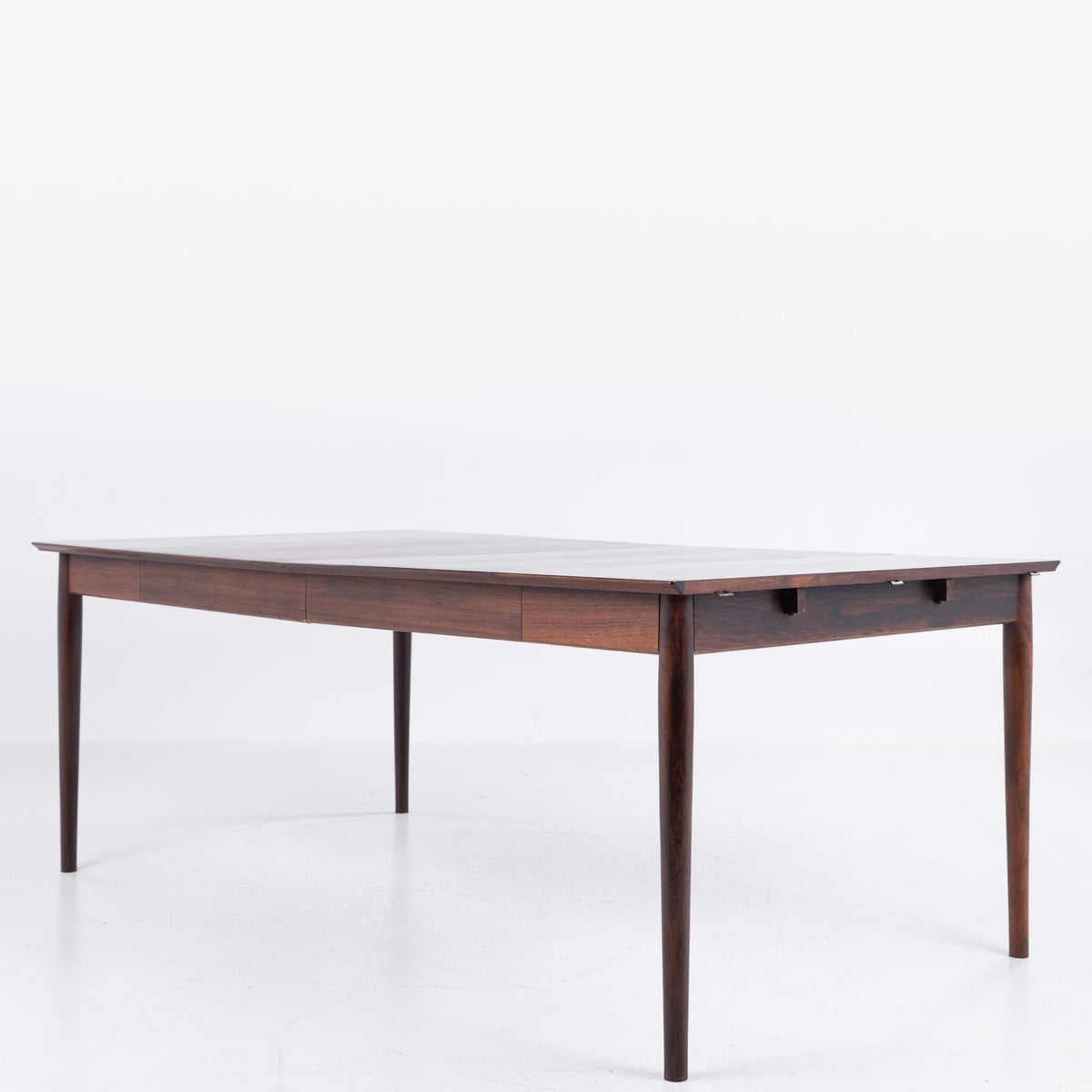Model 227 - Dining table in rosewood