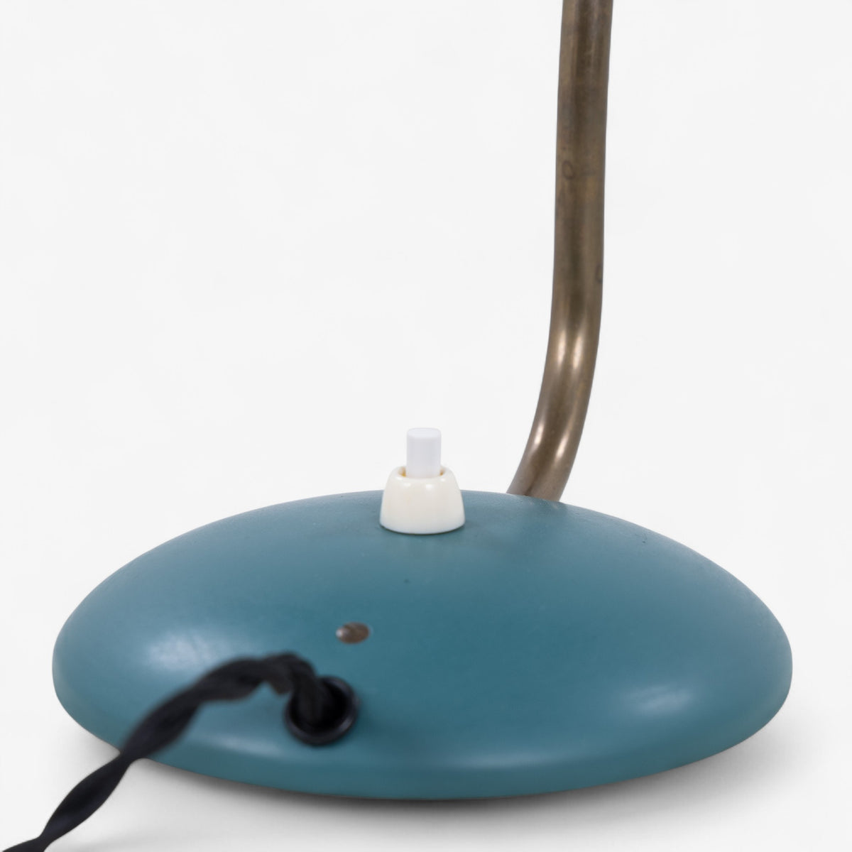 Table lamp in green lacquered metal