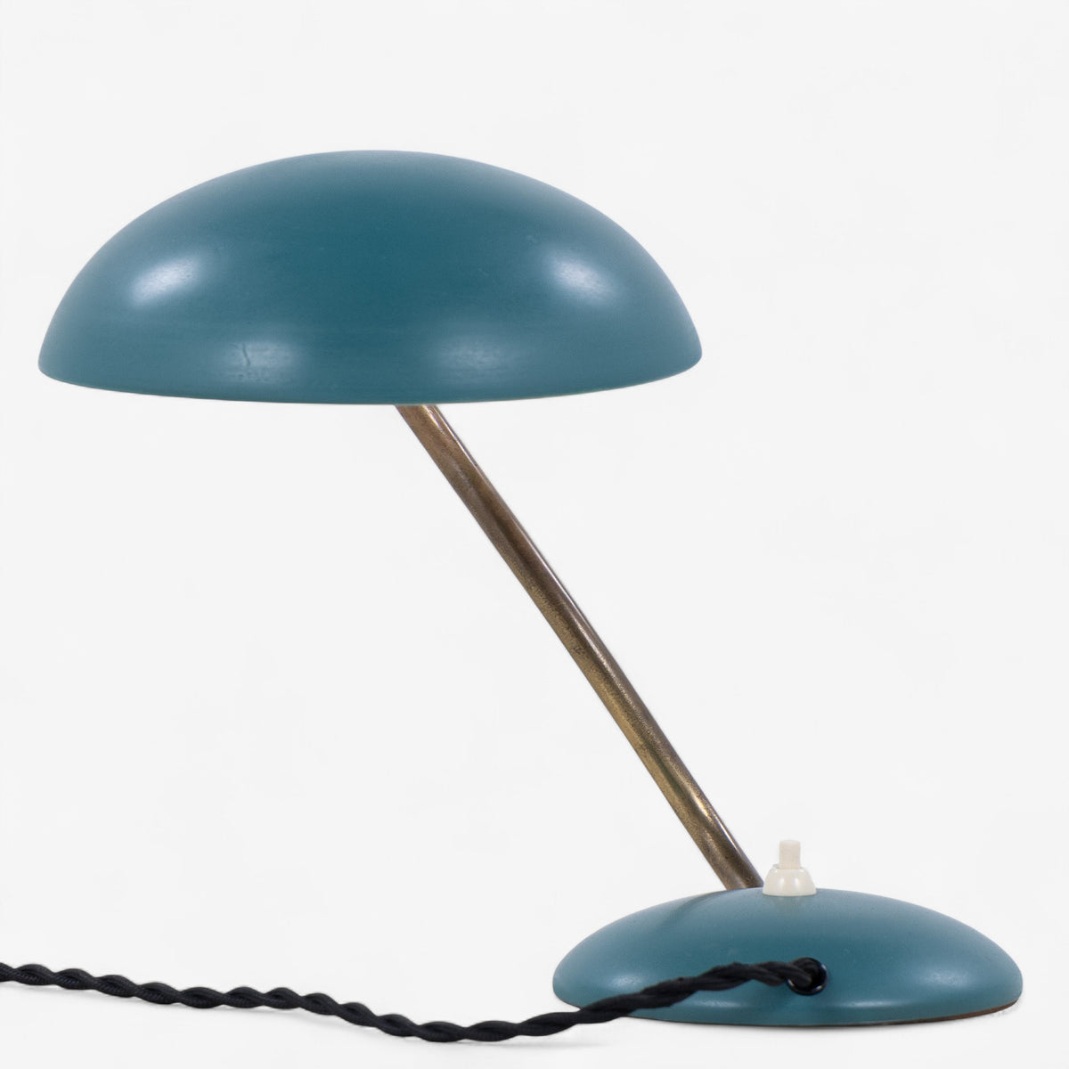 Bordlampe i grønlakeret metal