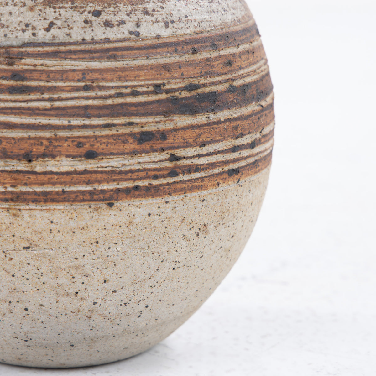Table lamp in stoneware