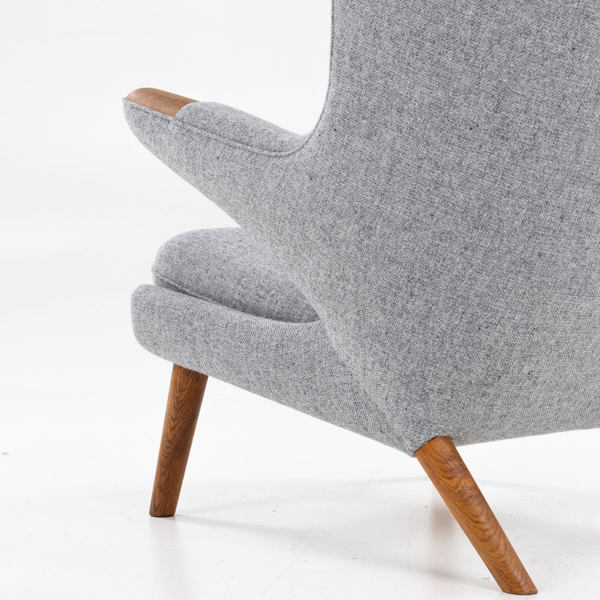 AP 19 - Papa Bear Chair in new textile