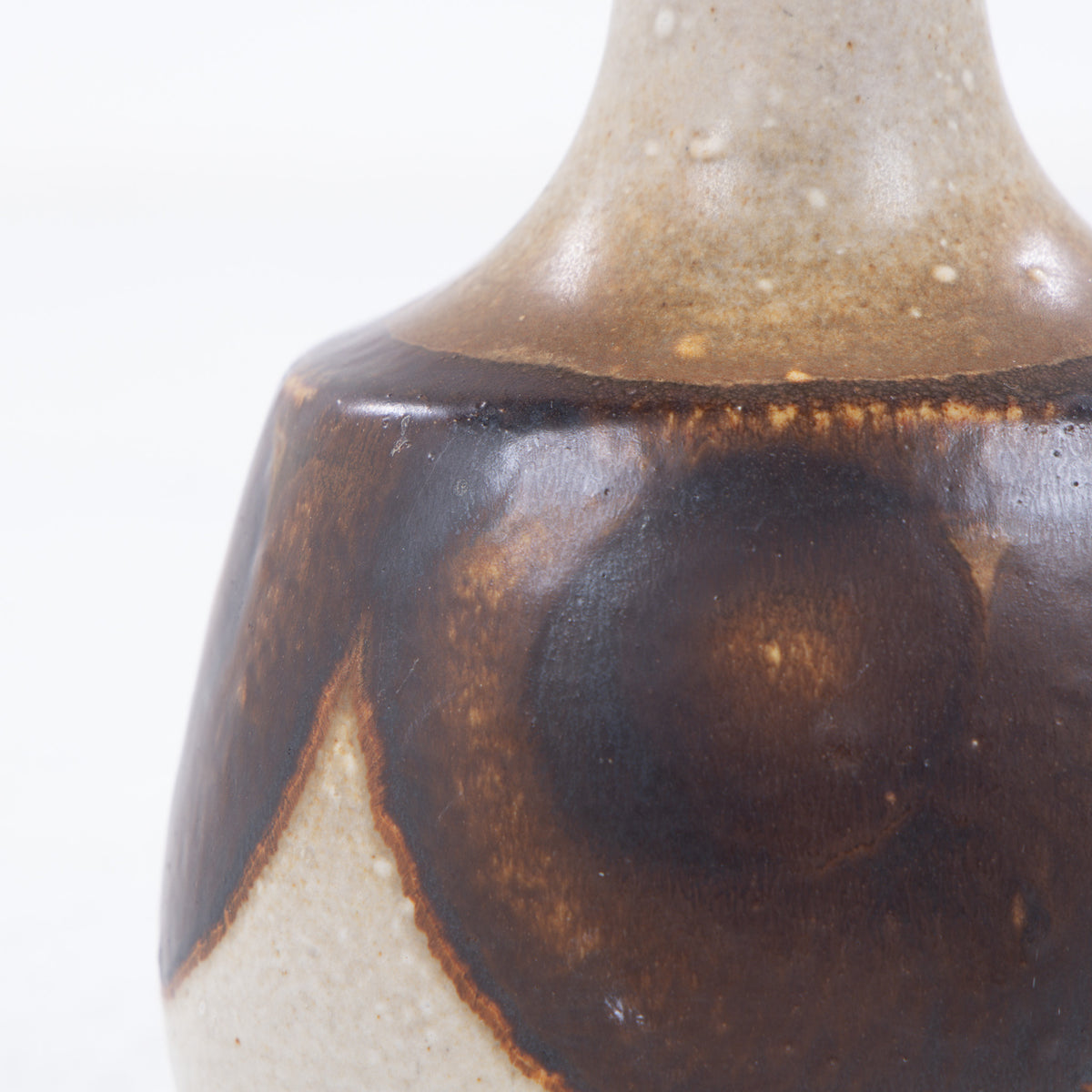 Table lamp in stoneware