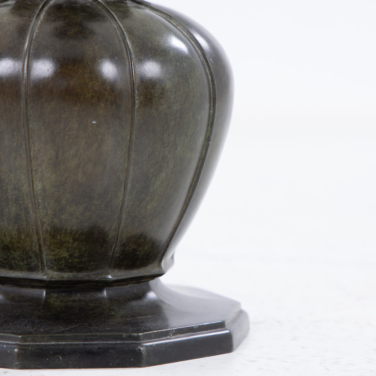Table lamp in discometal