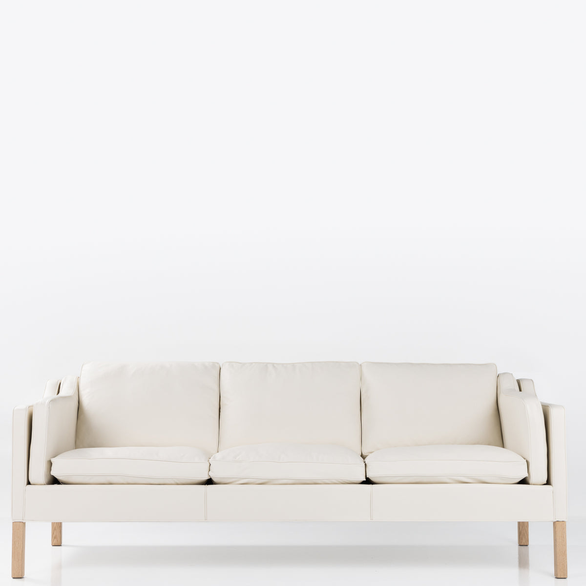 BM 2213 - 3-seater sofa in new leather