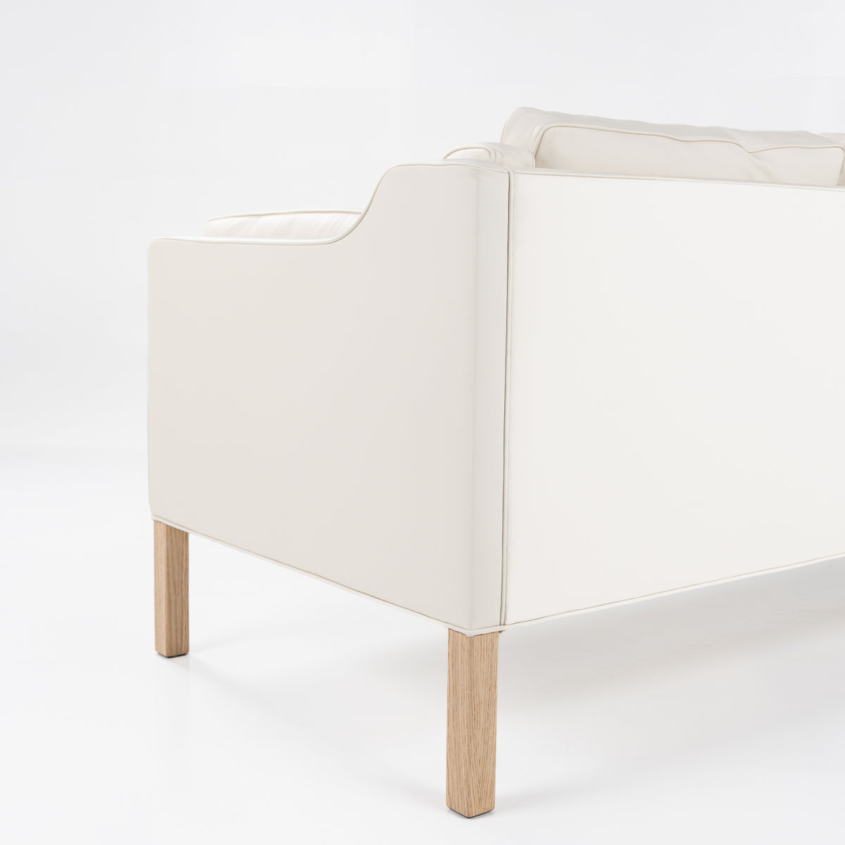 BM 2213 - 3-seater sofa in new leather