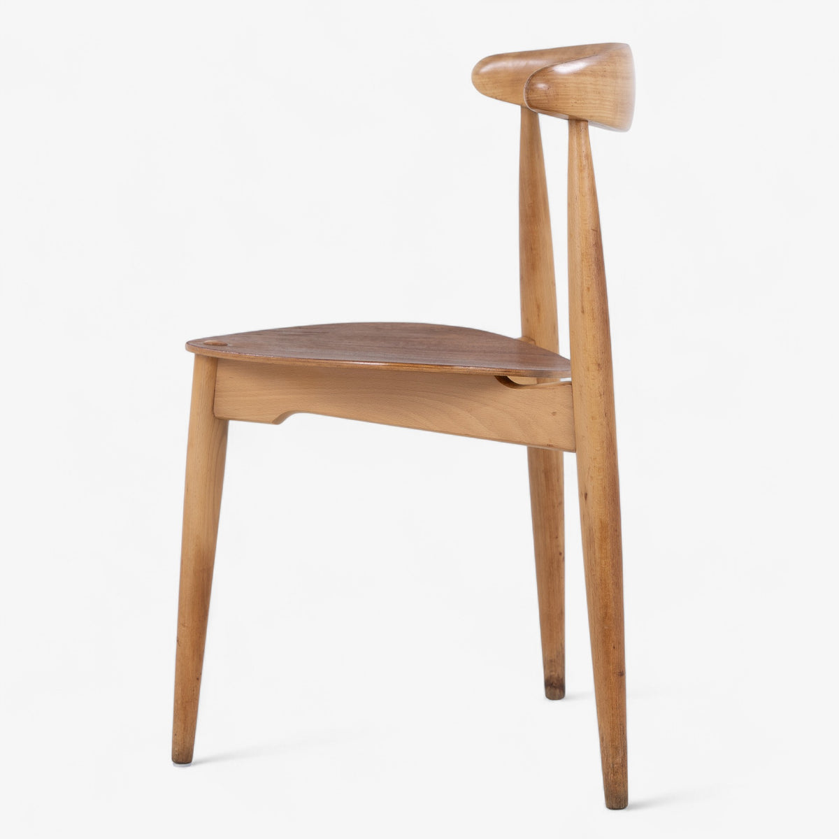 FH 4130 - Set of 4 'Heart Chairs' in beech