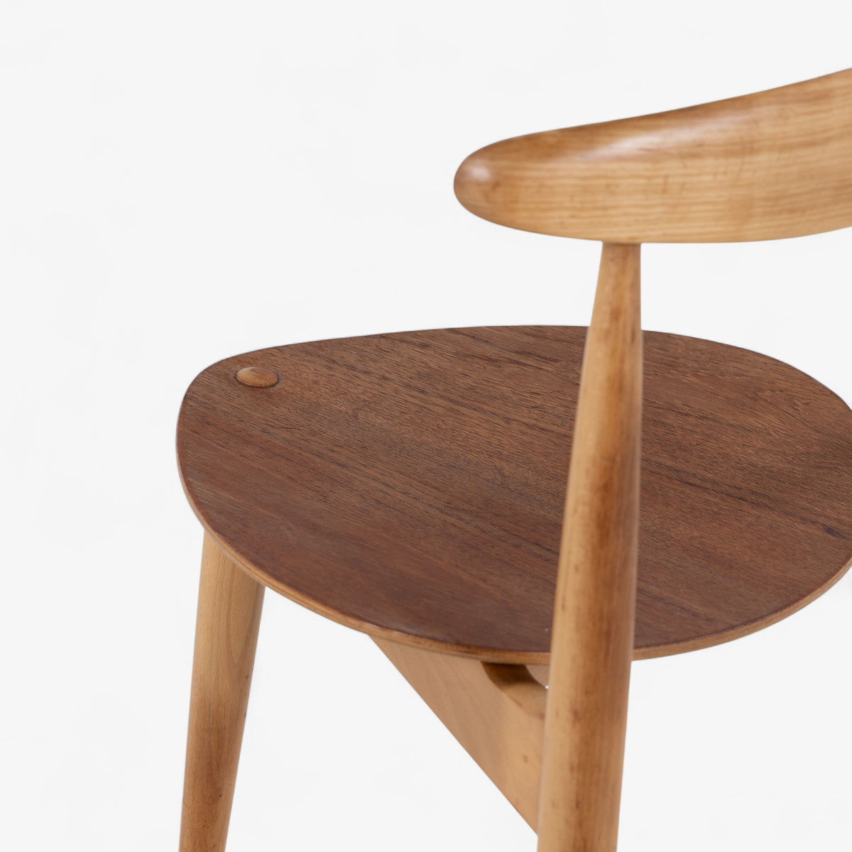 FH 4130 - Set of 4 'Heart Chairs' in beech