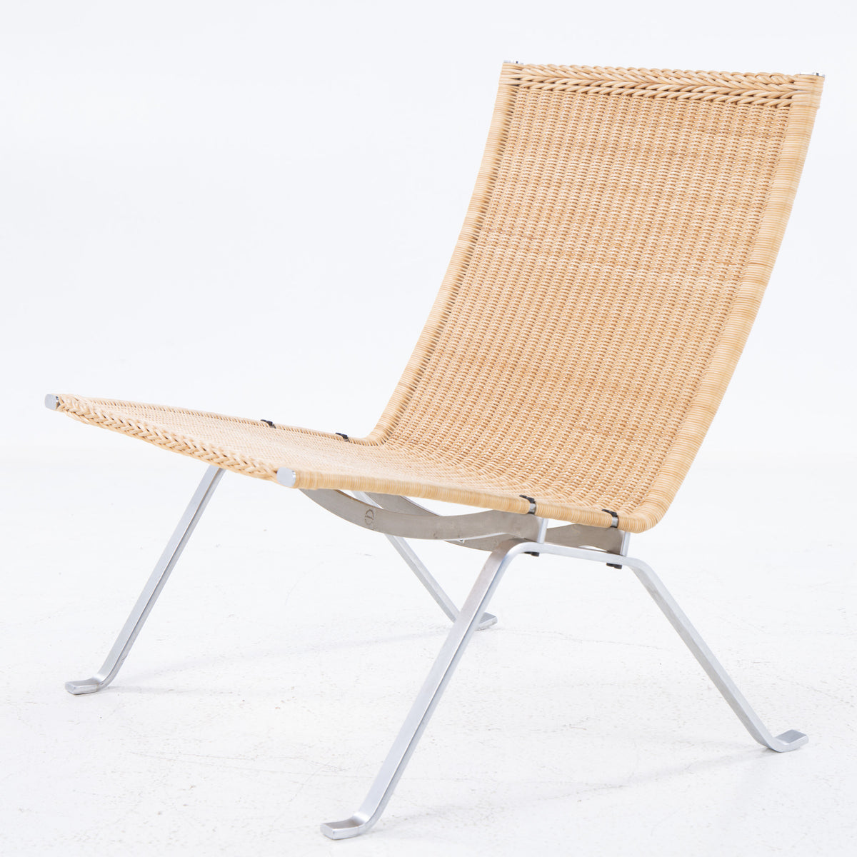 PK 22 - Easy chair in wicker