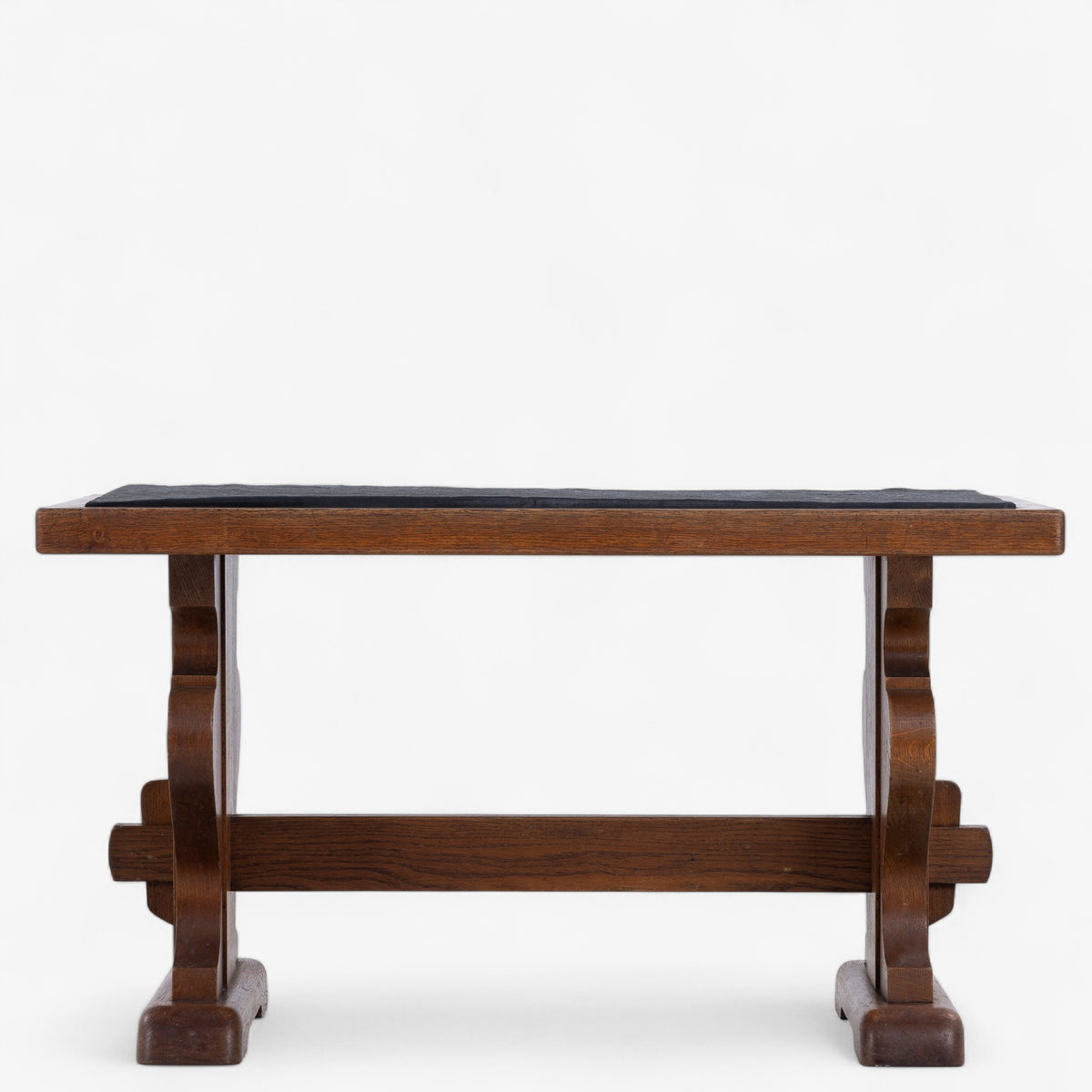Coffee table in oak