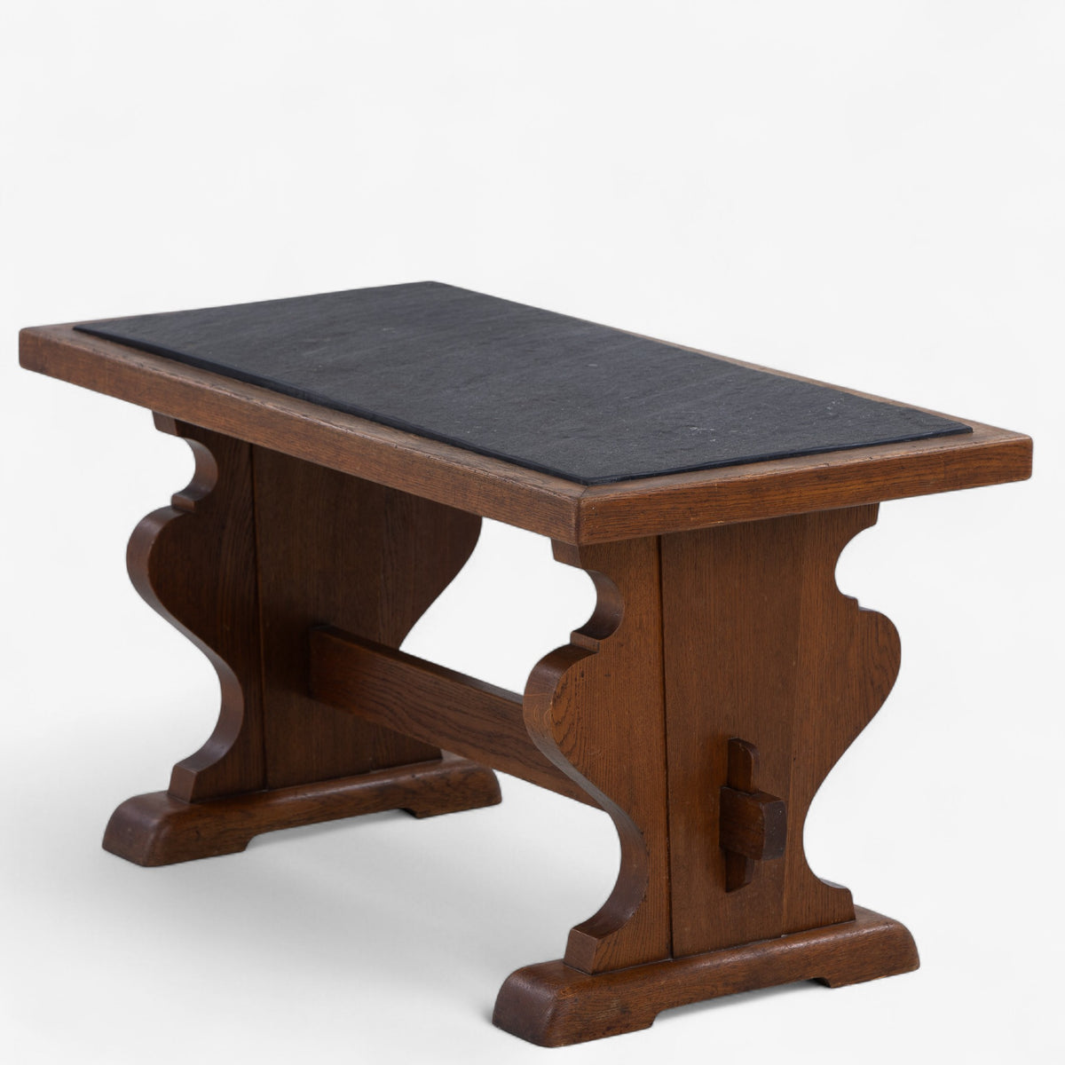 Coffee table in oak