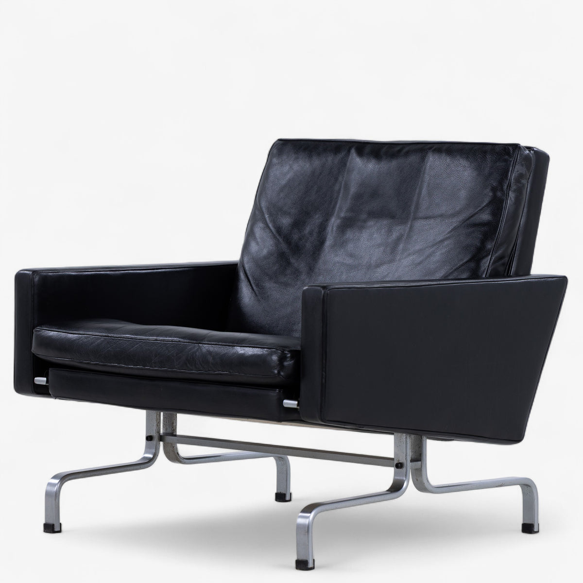 PK 31/1 - Easy chair in original leather