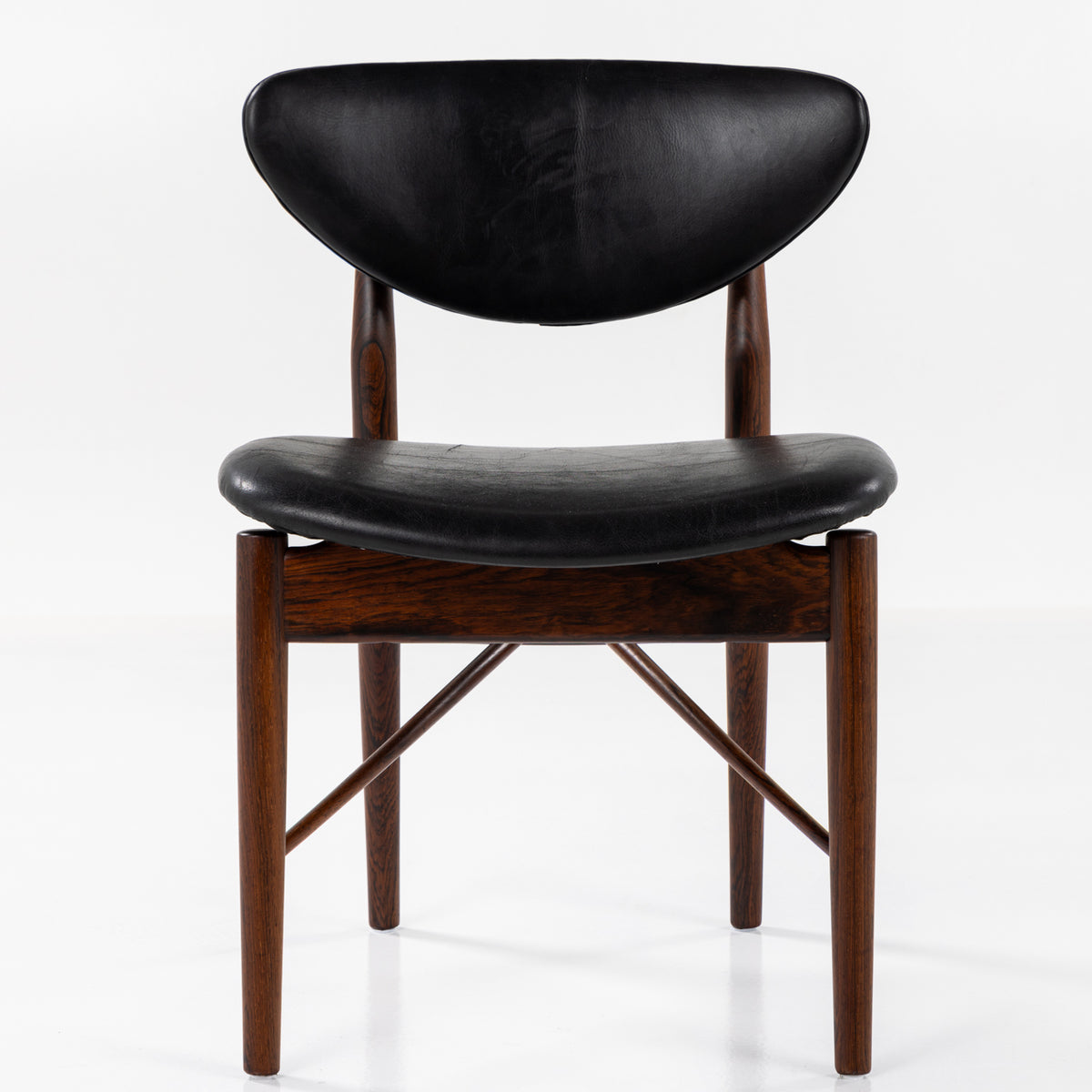 NV 55 - Rare rosewood dining chair