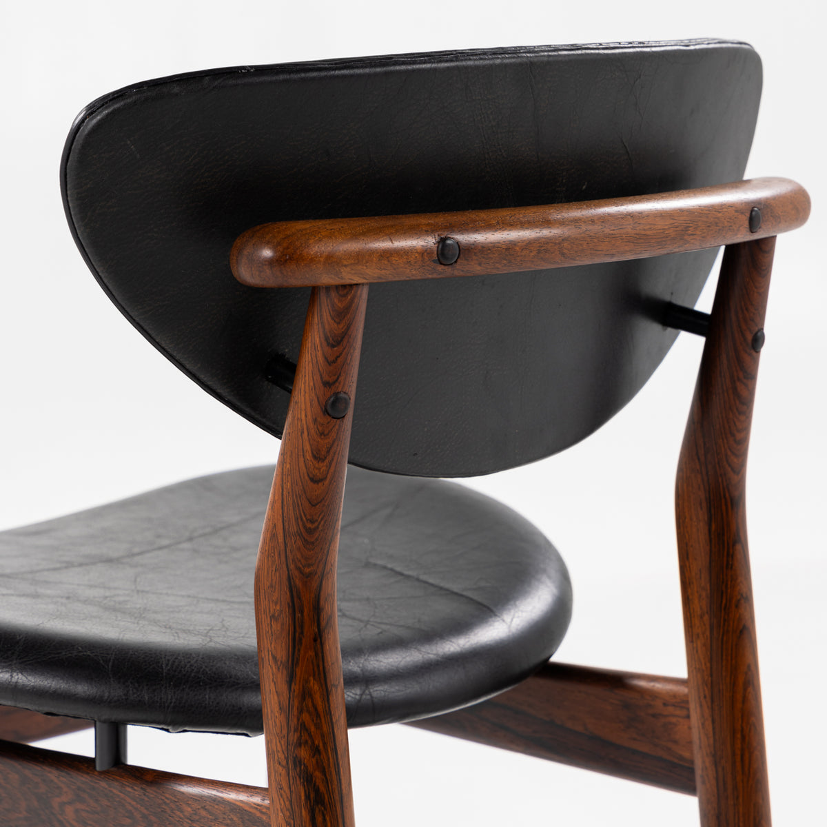 NV 55 - Rare rosewood dining chair