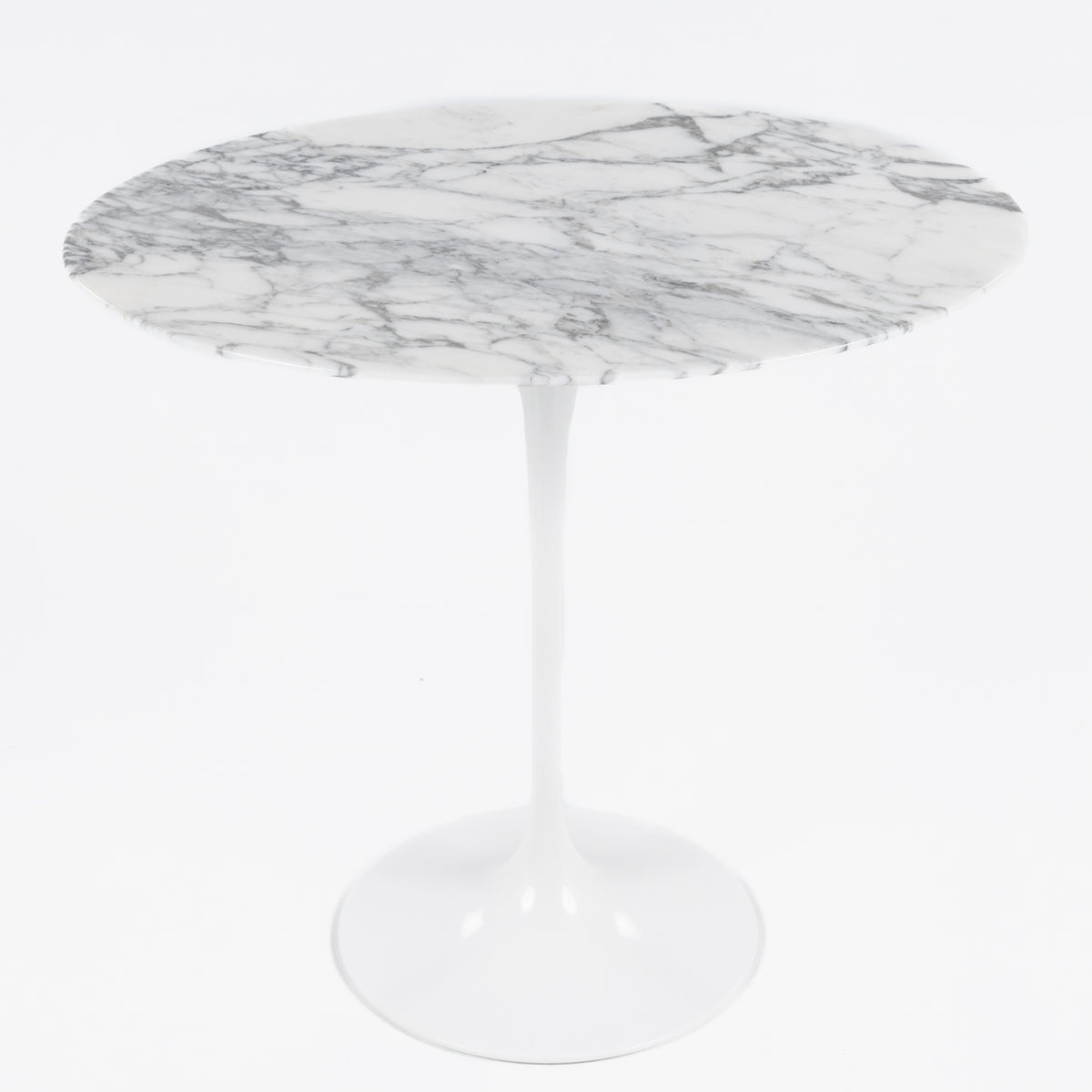 Saarinen Oval sidebord i hvid marmor