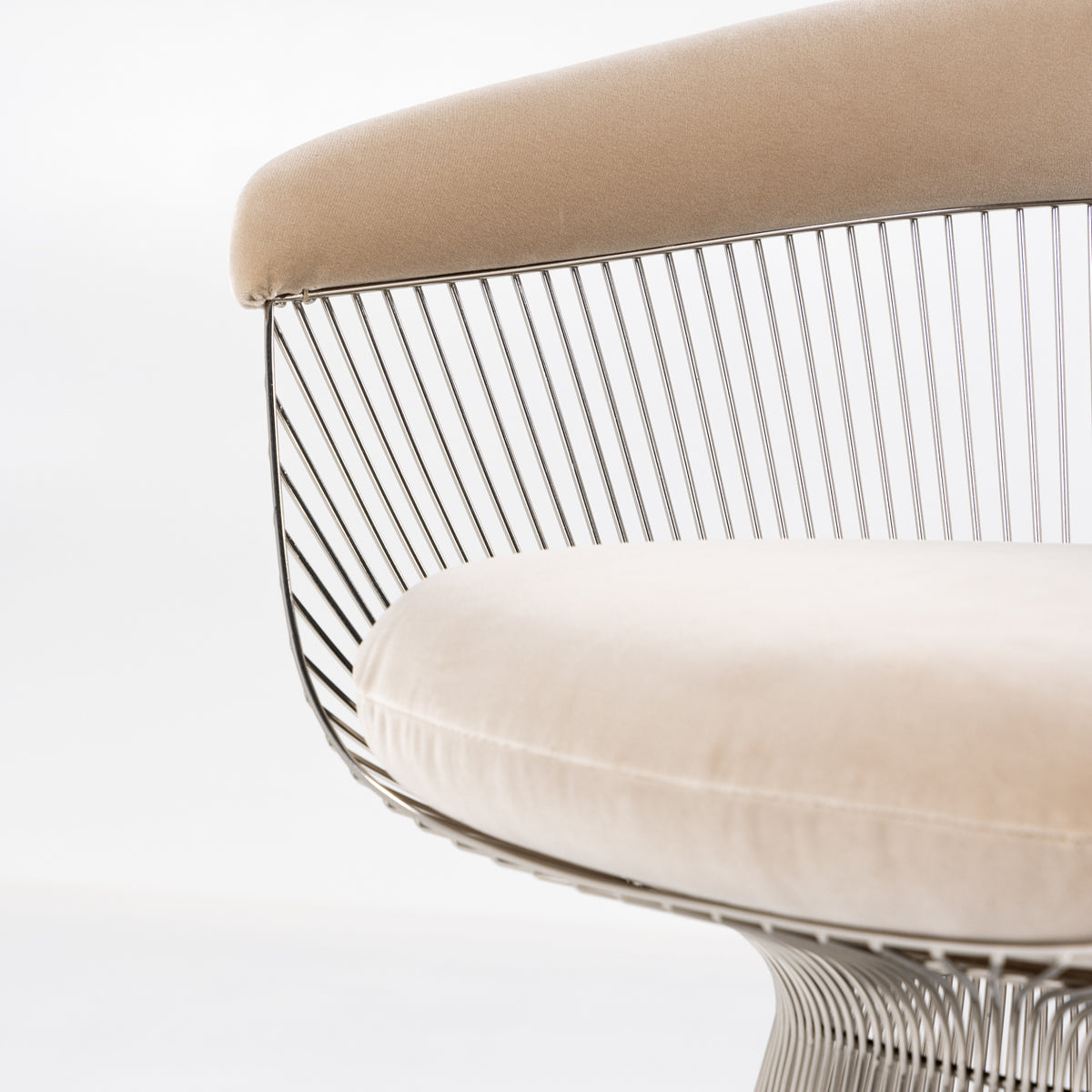 Platner Side Chair i nikkel & beige tekstil