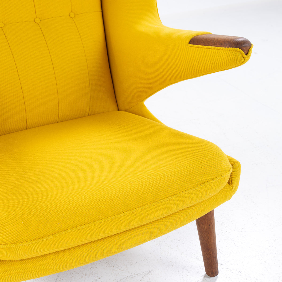 AP 19 - Papa Bear chair in new textile