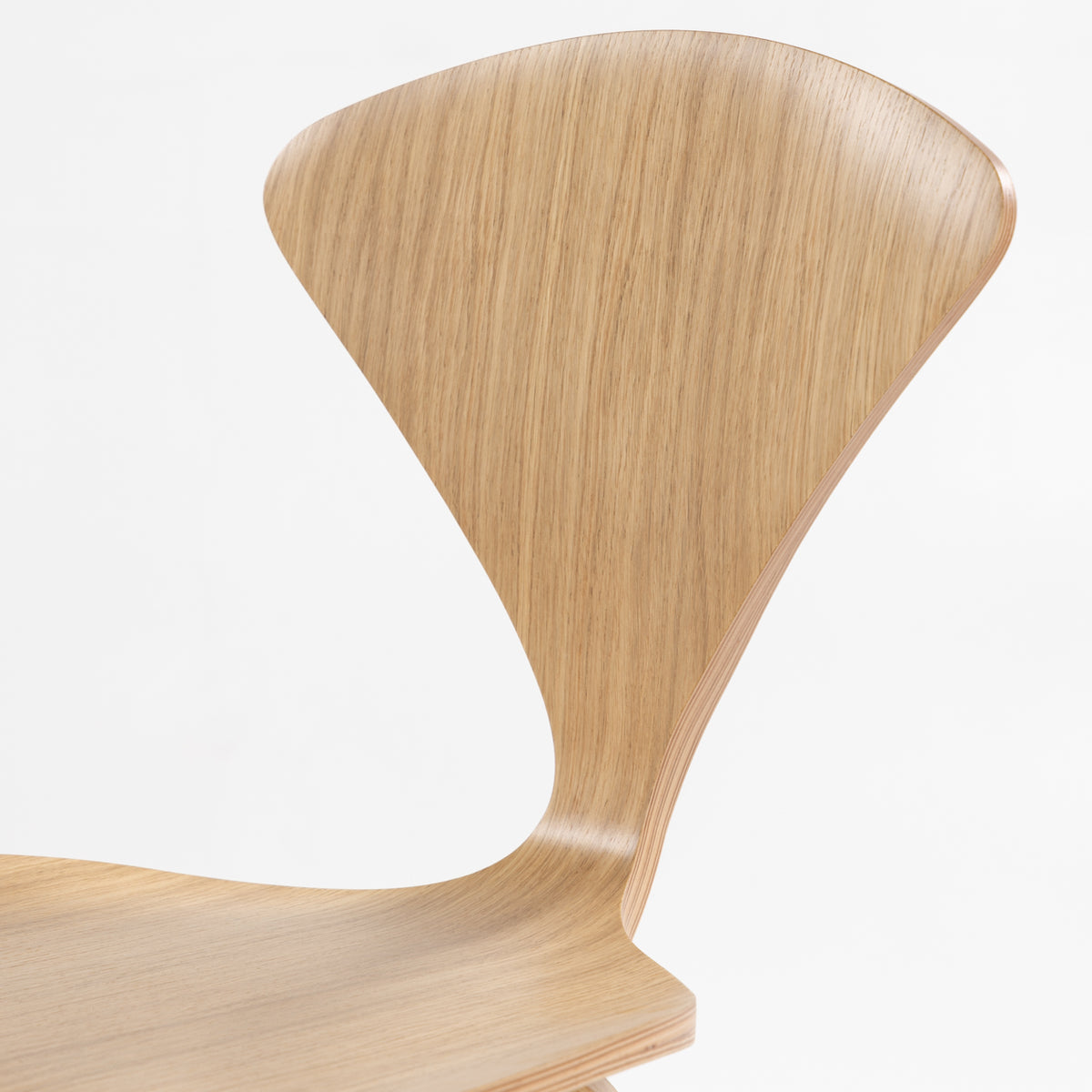 Cherner Bar Stool in white oiled oak