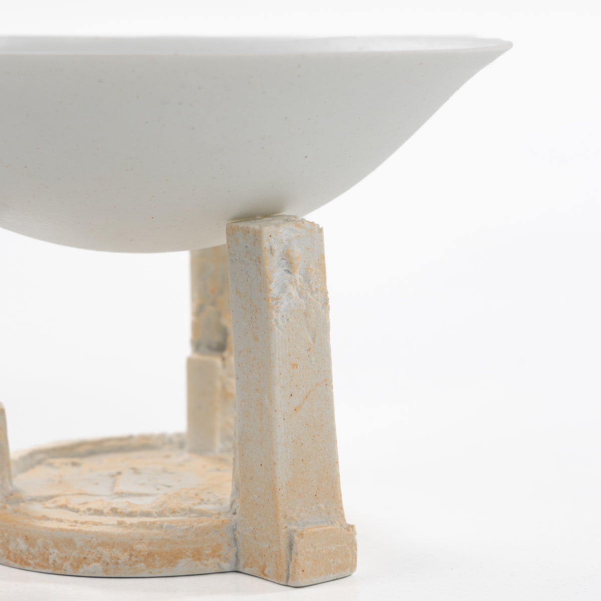Sculptural centrepiece