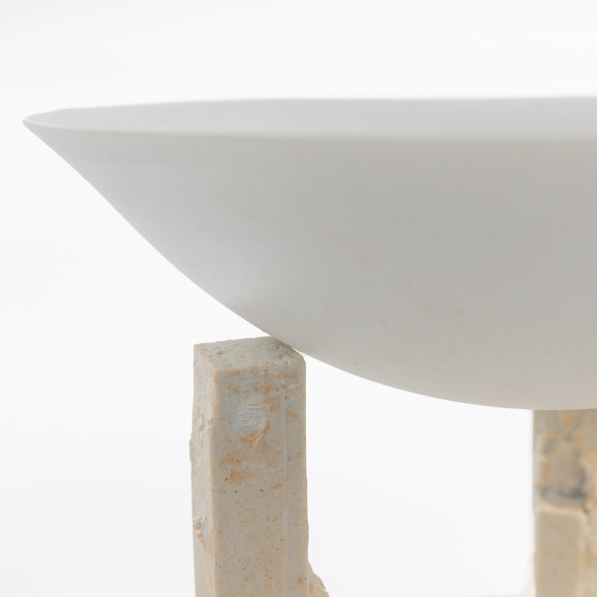 Sculptural centrepiece